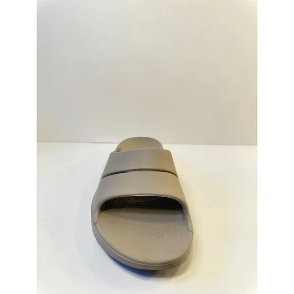 01779 OOFOS OOahh Recovery Slide, Nomad - Women’s Size 9, Men’s Size 7 - Picture 2 of 5